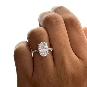 Oval solitaire engagement ring